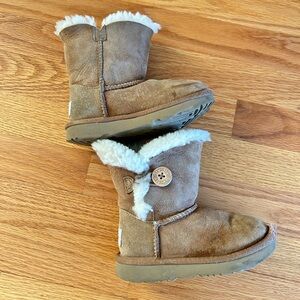 Toddler UGG Bailey button boots